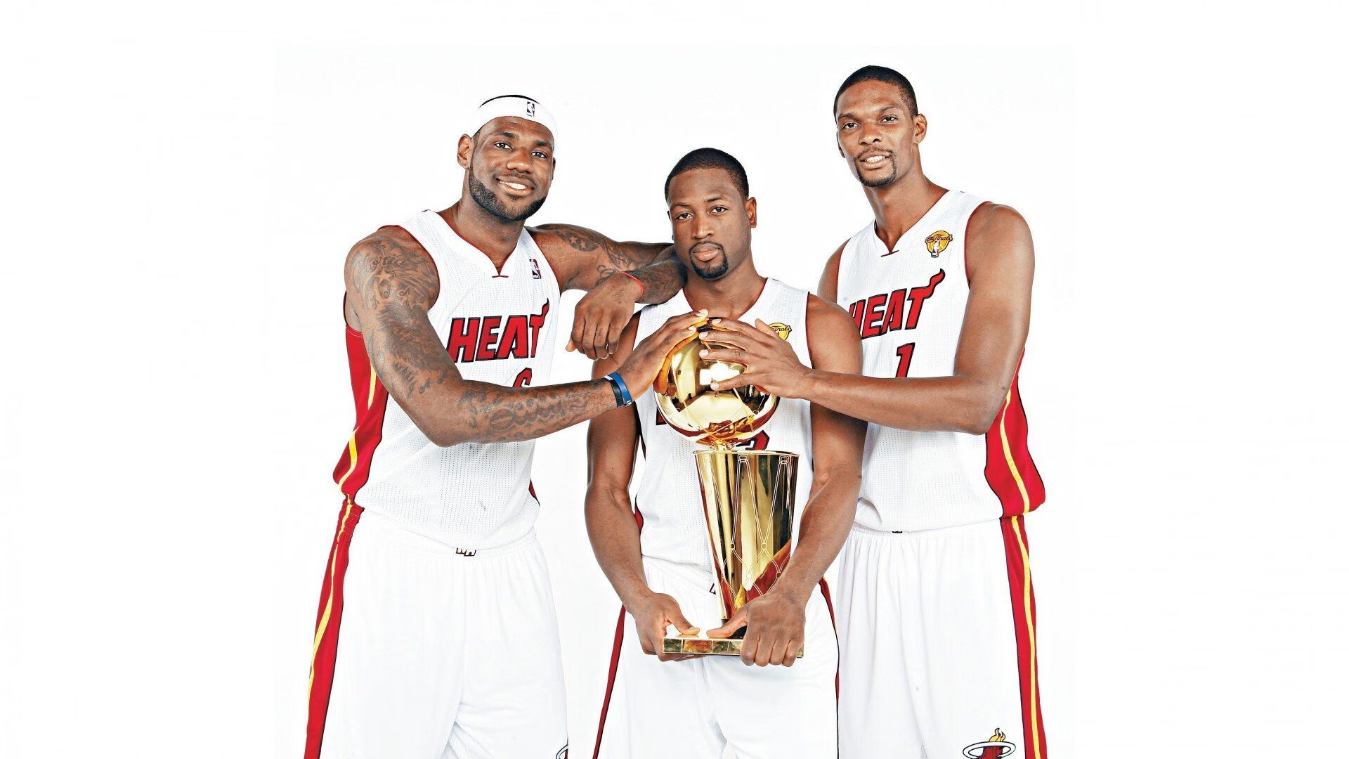 内线对决占优，禁区统治决定系列赛走势，内线对抗规则